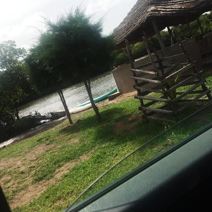 Bosofet Beach And Creek Lodge Sanyang Exterior photo